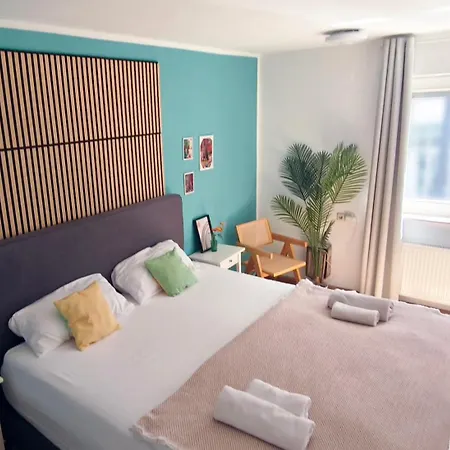 Zentrale Stadtwohnung Mit Kueche - Wifi I Centre With Kitchen 公寓 乌尔姆